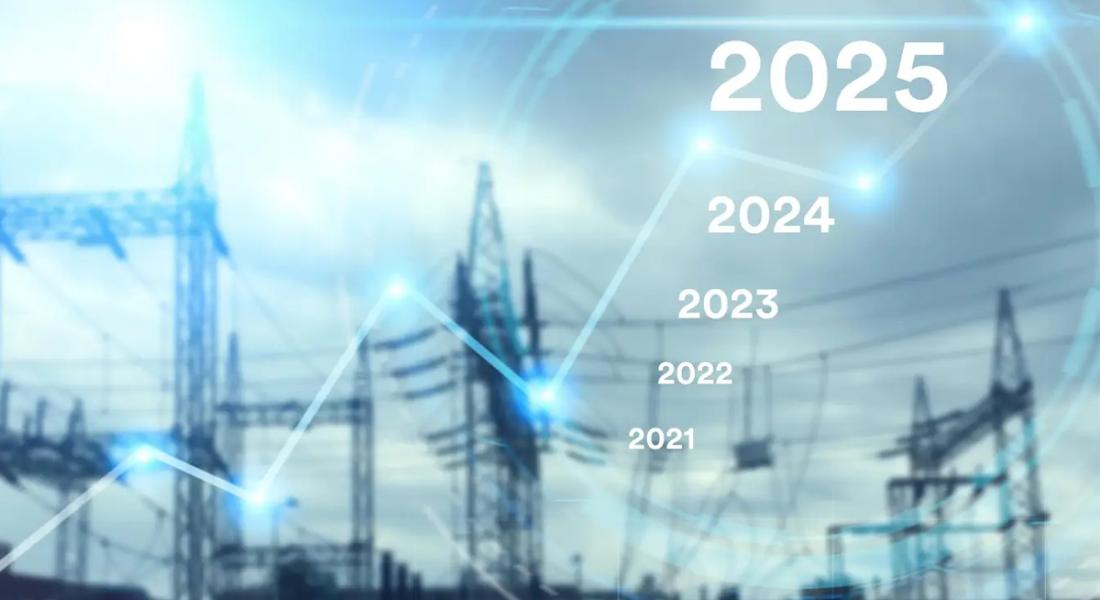 Hochspannungsleitungen im Vordergrund die Jahreszahlen 2021 - 2025 